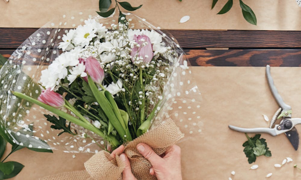 Create the perfect DIY bridal bouquet Banner