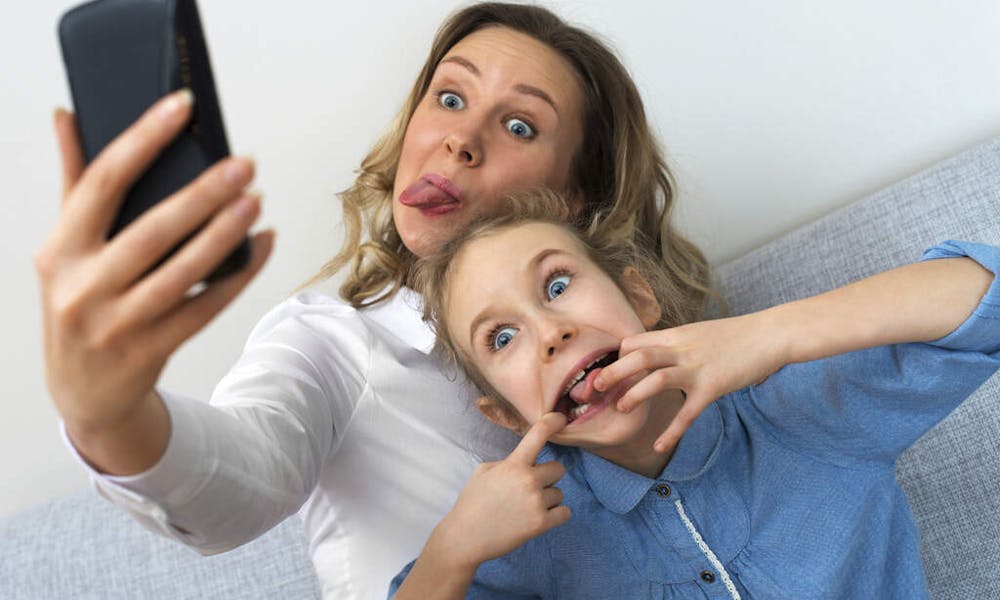 Top 5 activities for you and your mom on Mother’s Day Banner