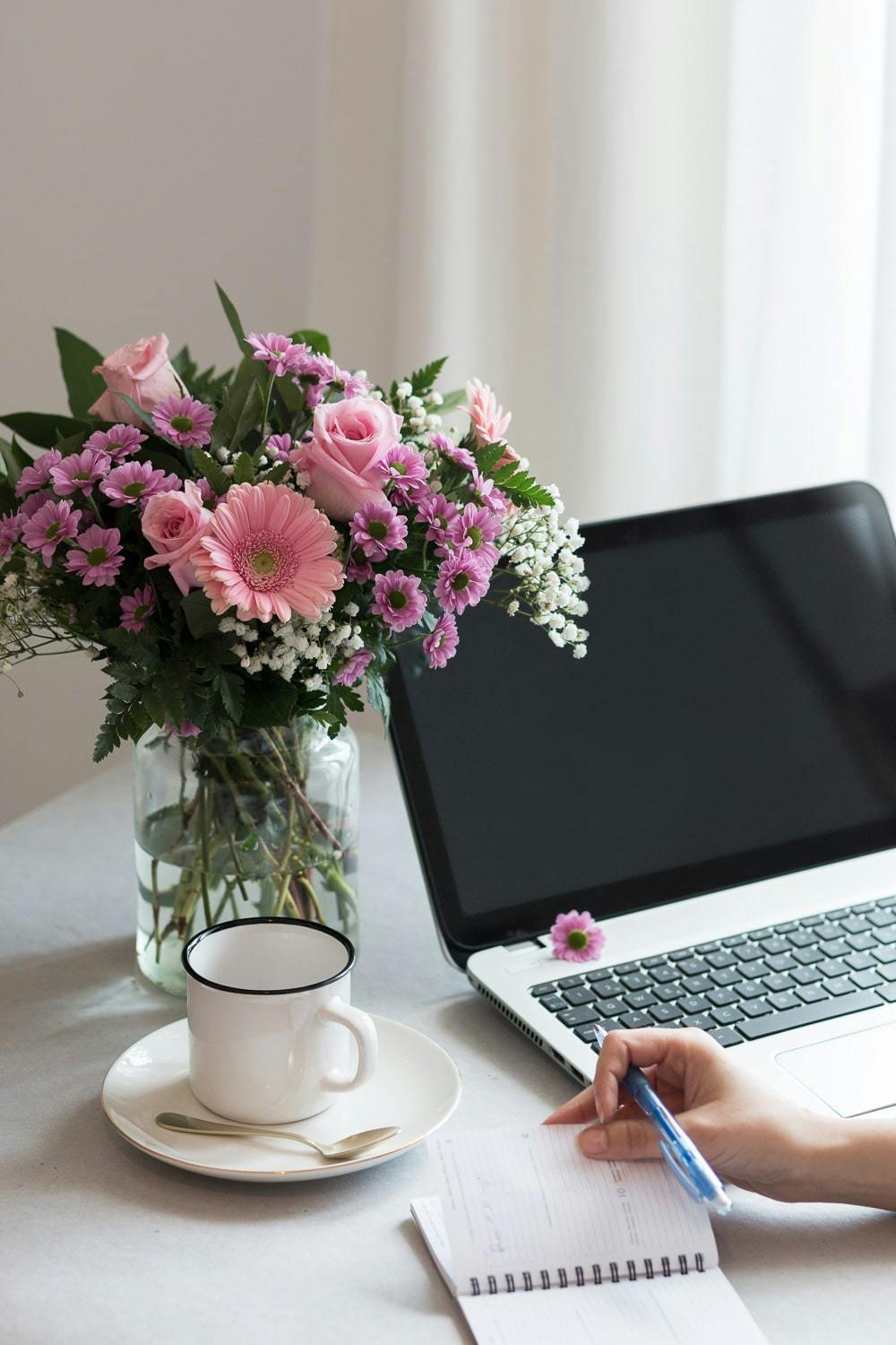 pink bouquet laptop notebook