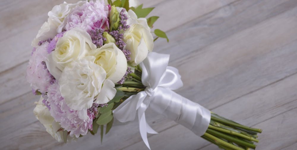 Fai-da-te con fiori: bouquet da sposa