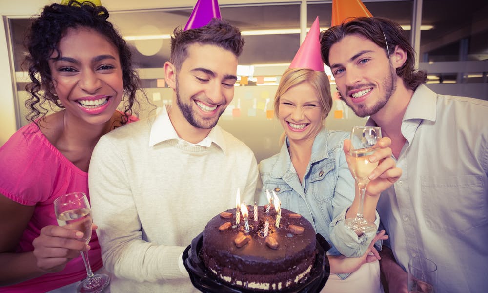Come augurare buon compleanno a chi si chiama Mauro