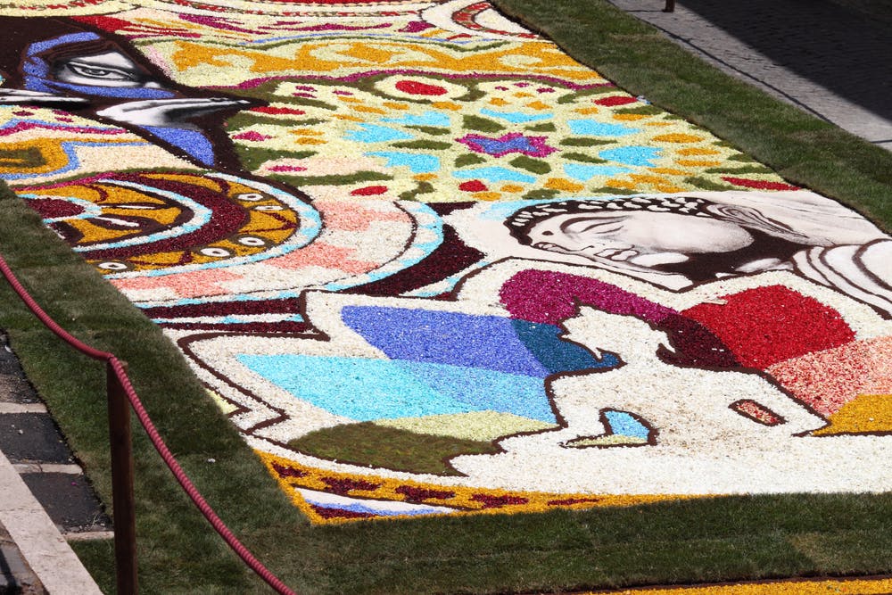 FESTIVAL DEI FIORI GENZANO INFIORATA 