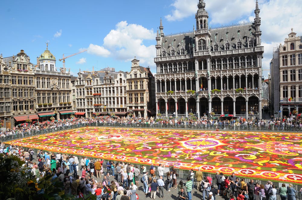 tapis de fleurs tappeto di fiori festival bruxelles