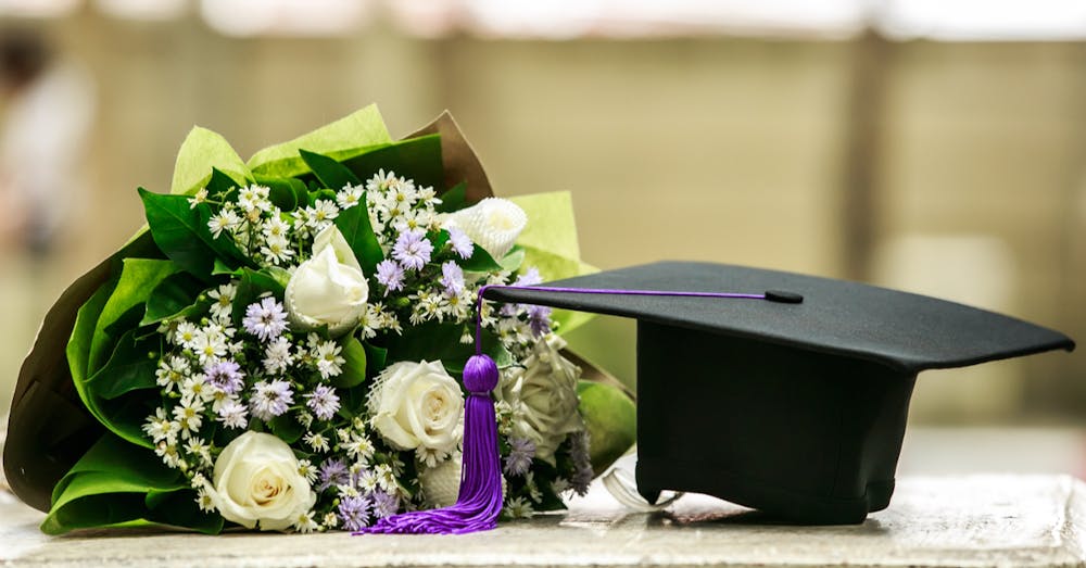 Fiori per Laurea: Un Colore per Facoltà