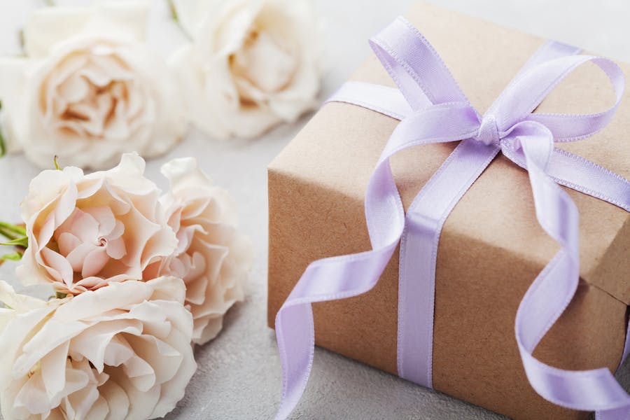 5 Original Wedding Gift Ideas