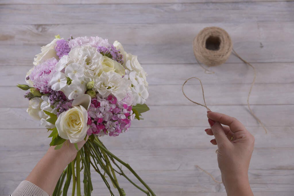 diy bridal bouquet stage 6