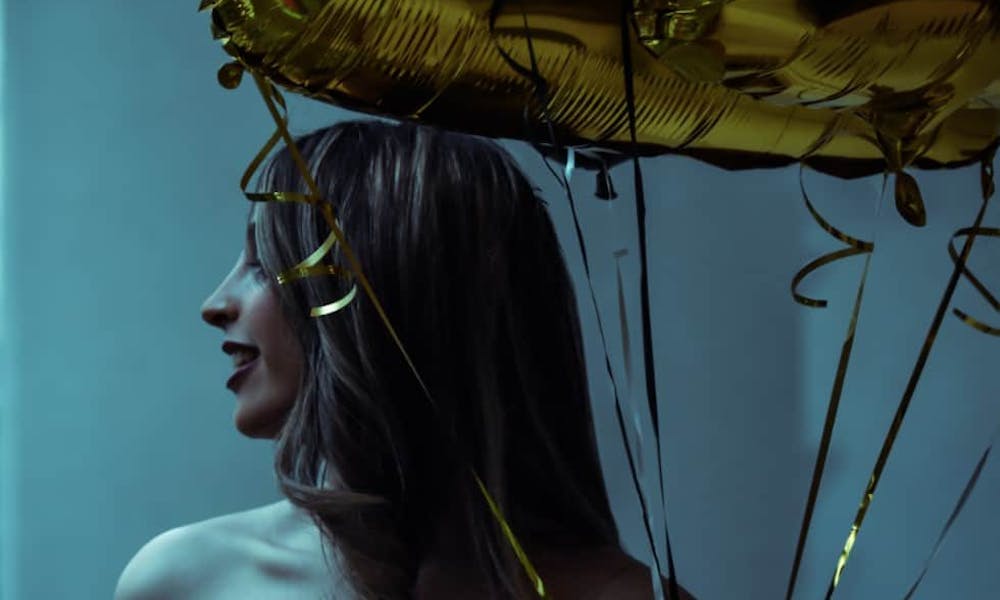 Feliz Cumpleaños Hermana – ¿Cómo Podemos Alegrar su Dia?