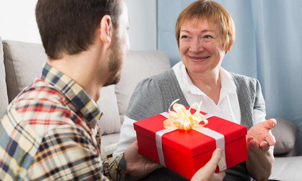 ¿Qué regalarle a mamá por su cumpleaños?