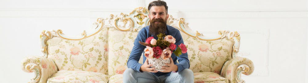 ¿A quién enviar flores a domicilio de color rosa? Rompiendo estereotipos