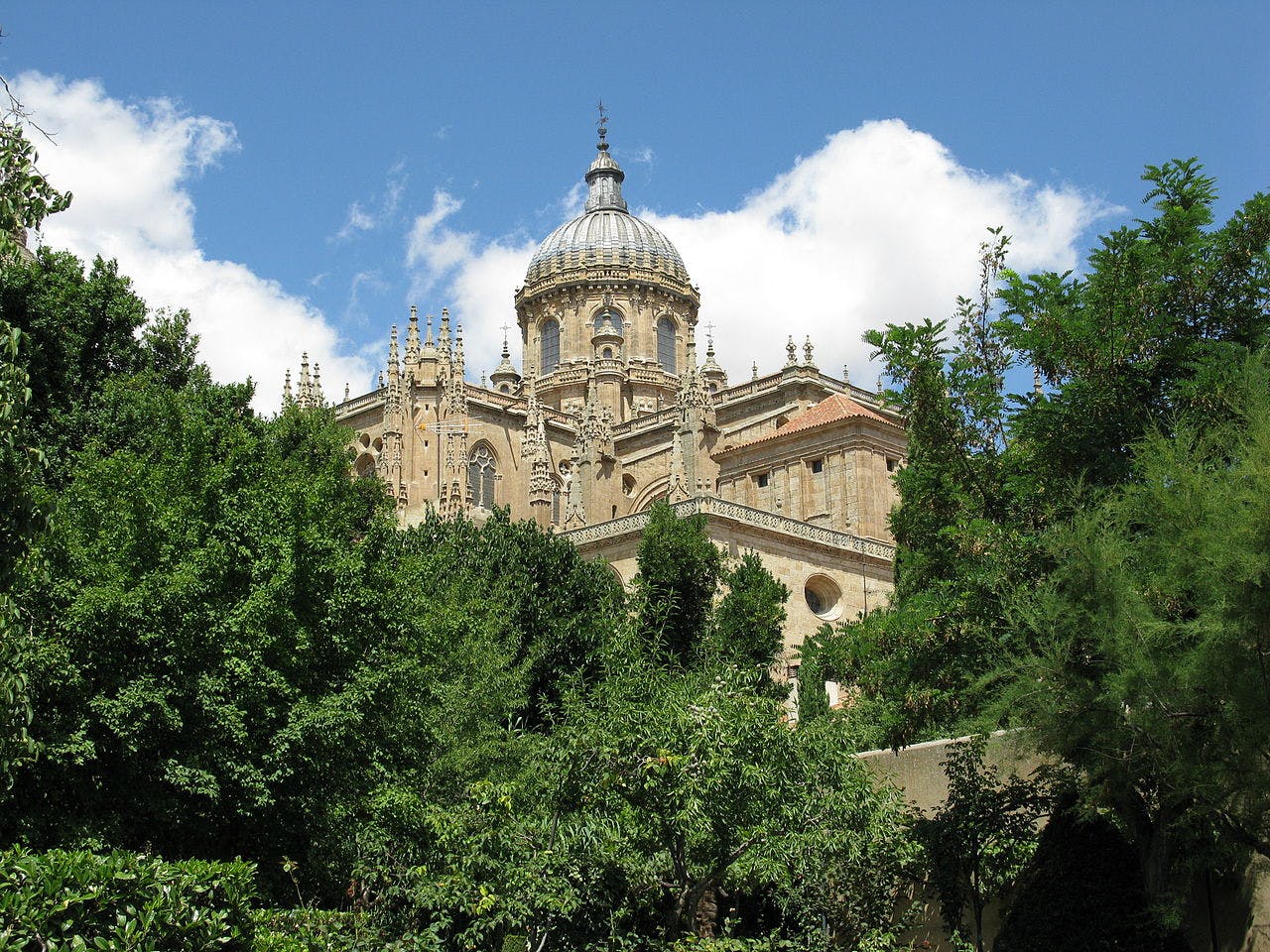 1280px-Salamanca_20100812