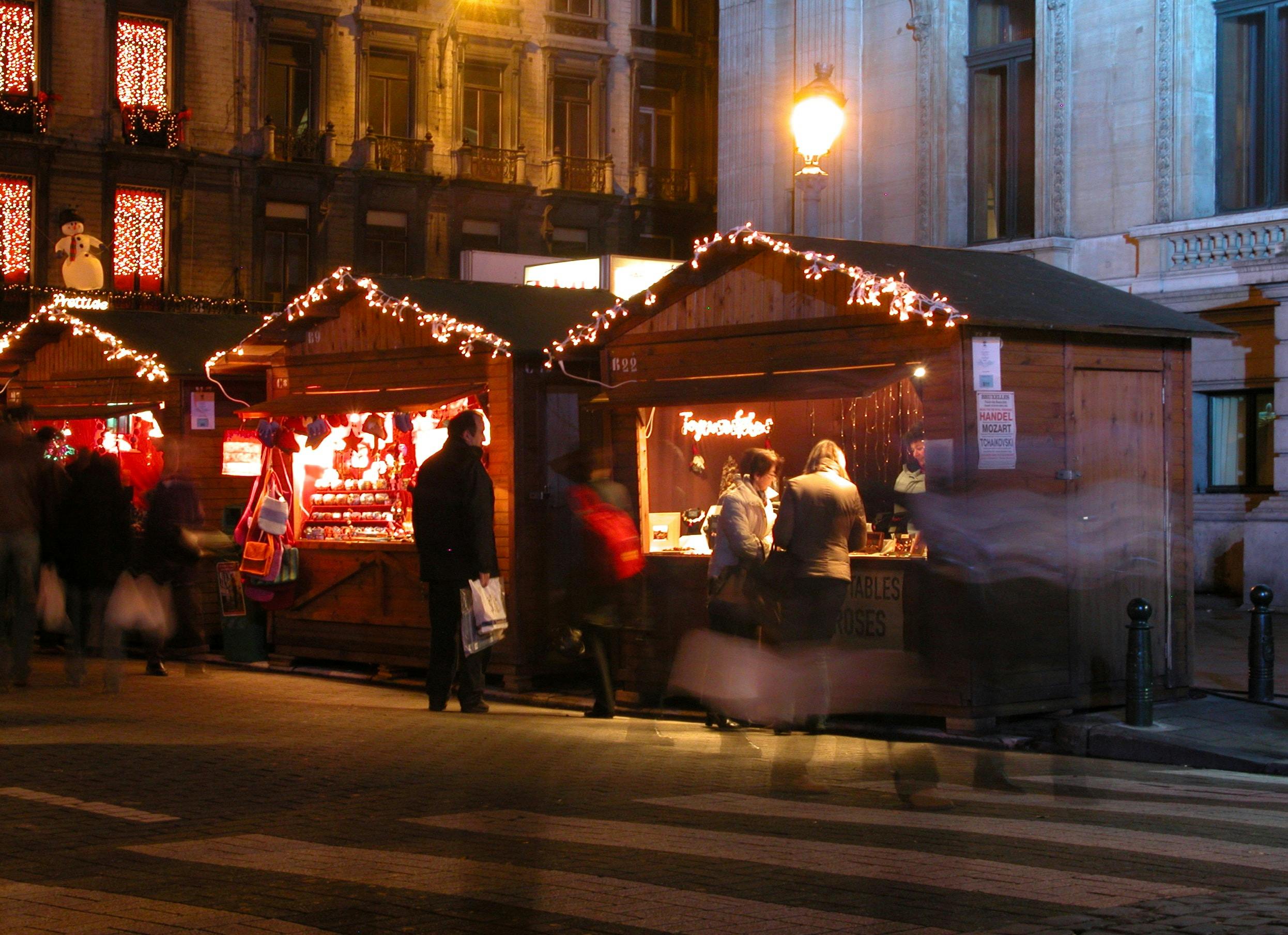 Die 10 magischsten Weihnachtsmärkte in Europa