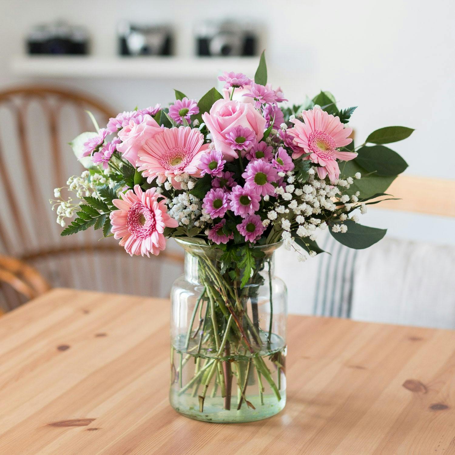 Bouquet of pink roses, gerberas and chrysanthemums