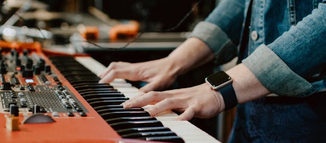 Seventh Chords on Piano: The Ultimate Beginner's Guide | flowkey