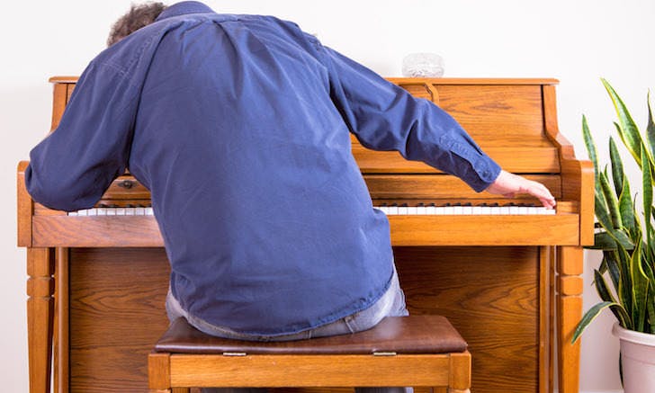 Postura sbagliata al pianoforte