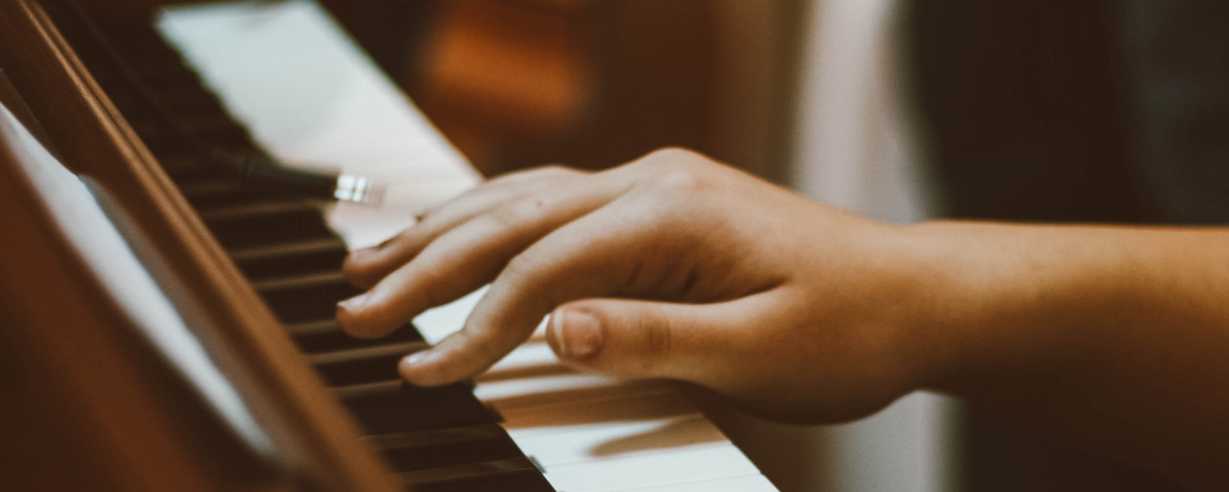 Comment apprendre à jouer du piano ? La marche à suivre du pianiste  débutant. — Elpiano