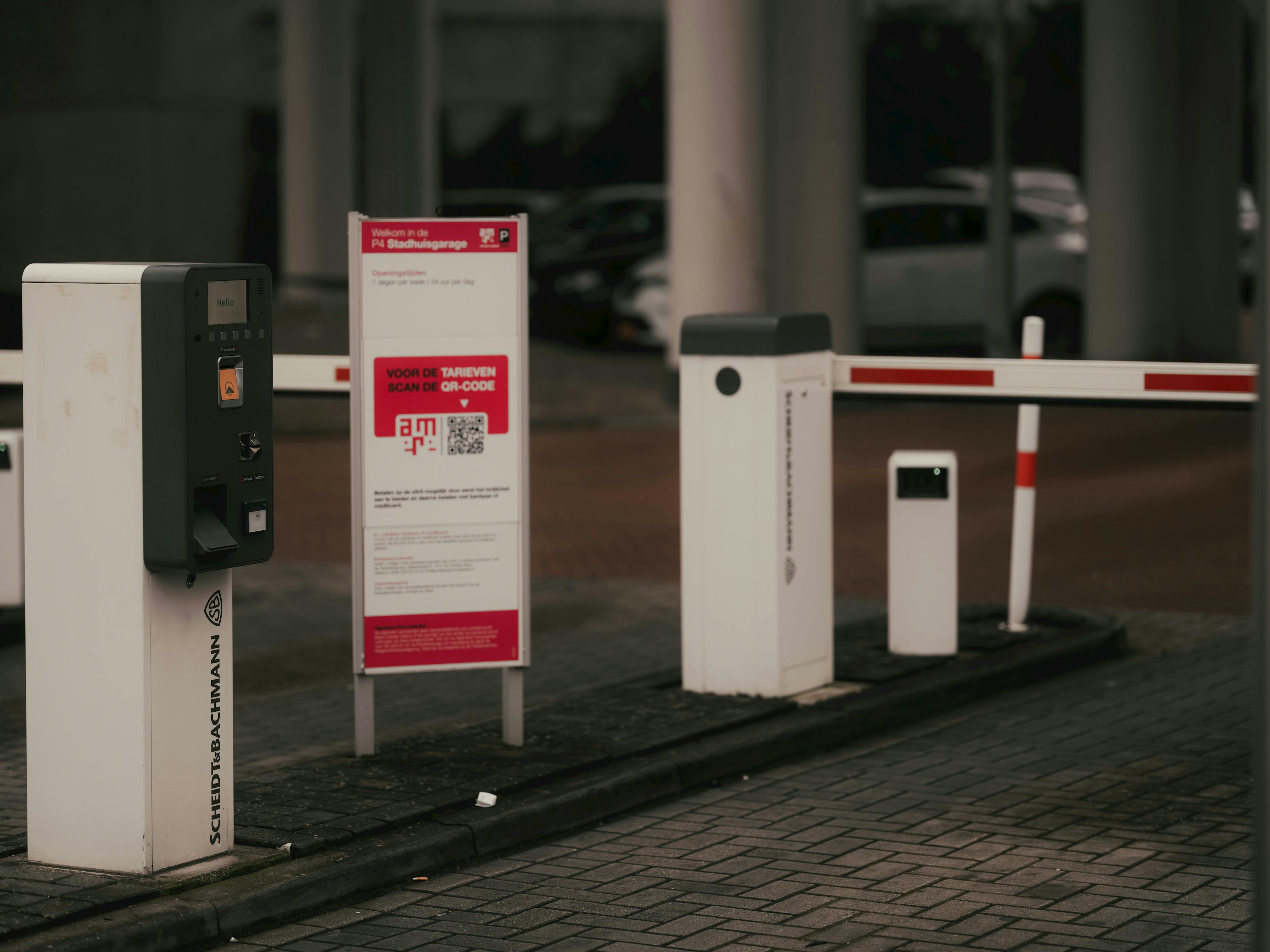 Almere garage