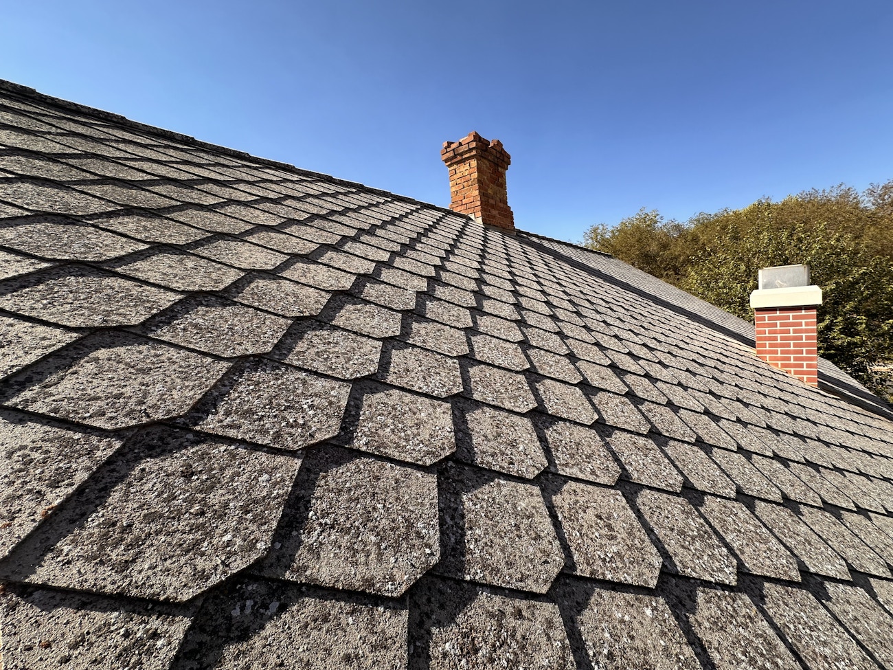 Asphalt shingle repair