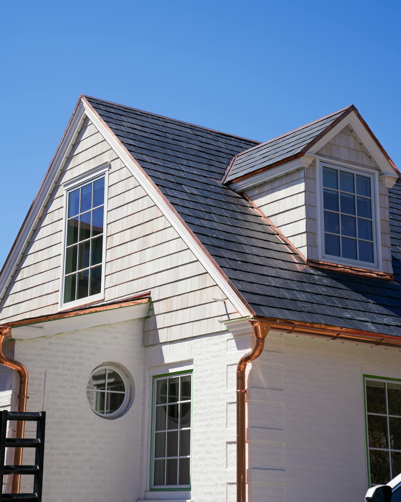 Seamless gutter system