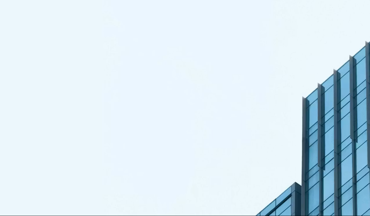 Spiegelfassade Hochhaus