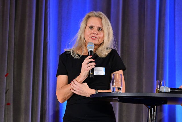 Sabine Münster (Signal Iduna)