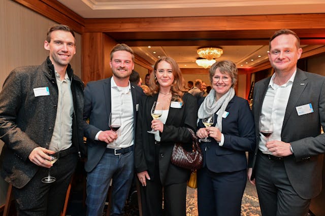 Dominik Blechschmidt, Timm Theil (DZHyp), Melanie Vetter (creditweb) und Jan Nöthe (DZHyp)