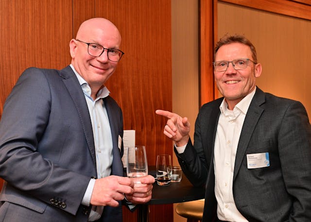 Michael Weidmann und Bernhard Steurenthaler (Sparda-Bank Hessen eG)