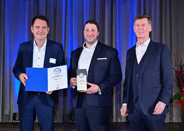 "Bester Baufinanzierer" Dominik Wonneberger und Amer Baydoun von der BBBank eG