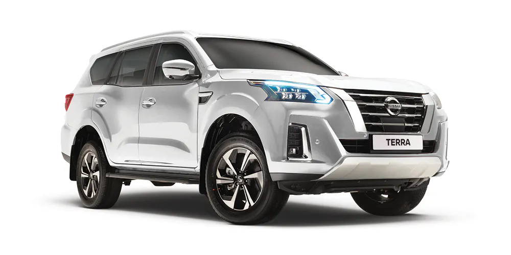 LE Premium 4WD Automatic White vehicle preview