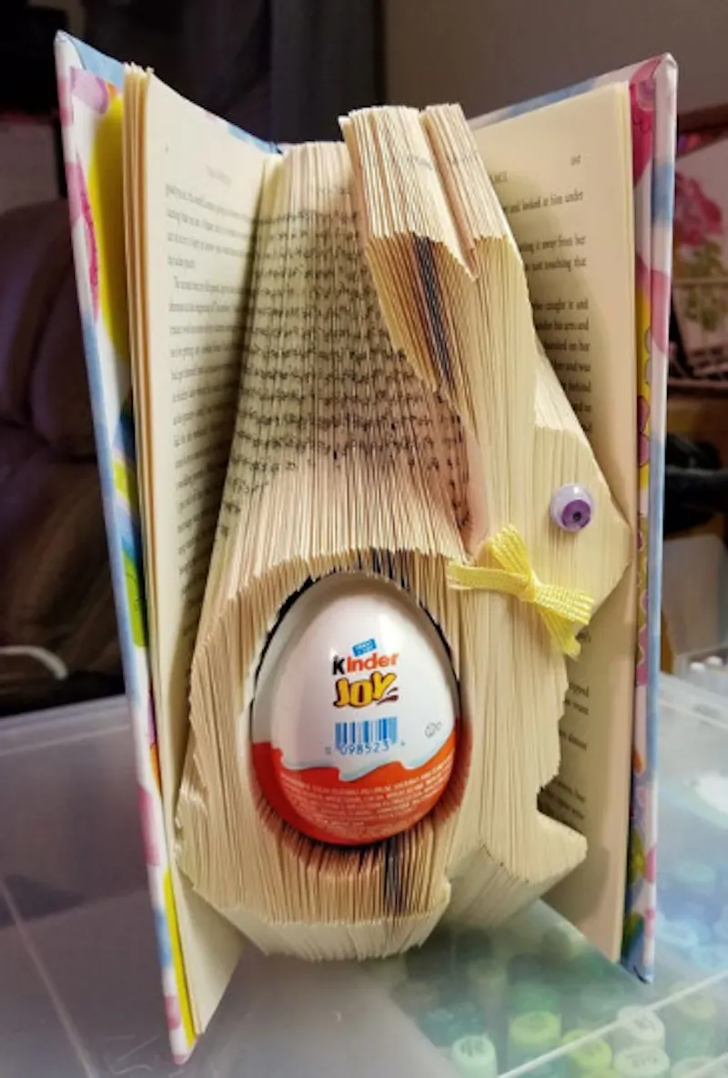 Easter Book with Candy Holder