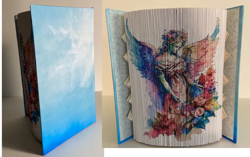 Photo strip fore-edge with folded decorative edge