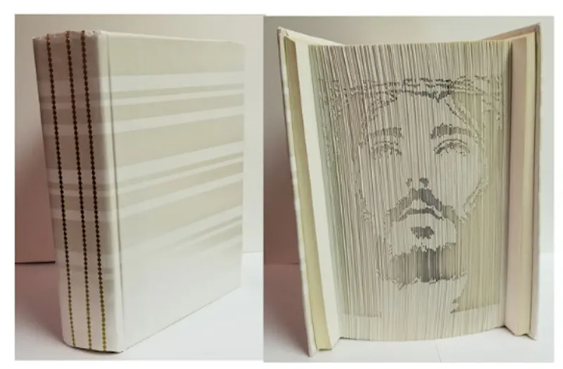 Jesus Shadow Fold