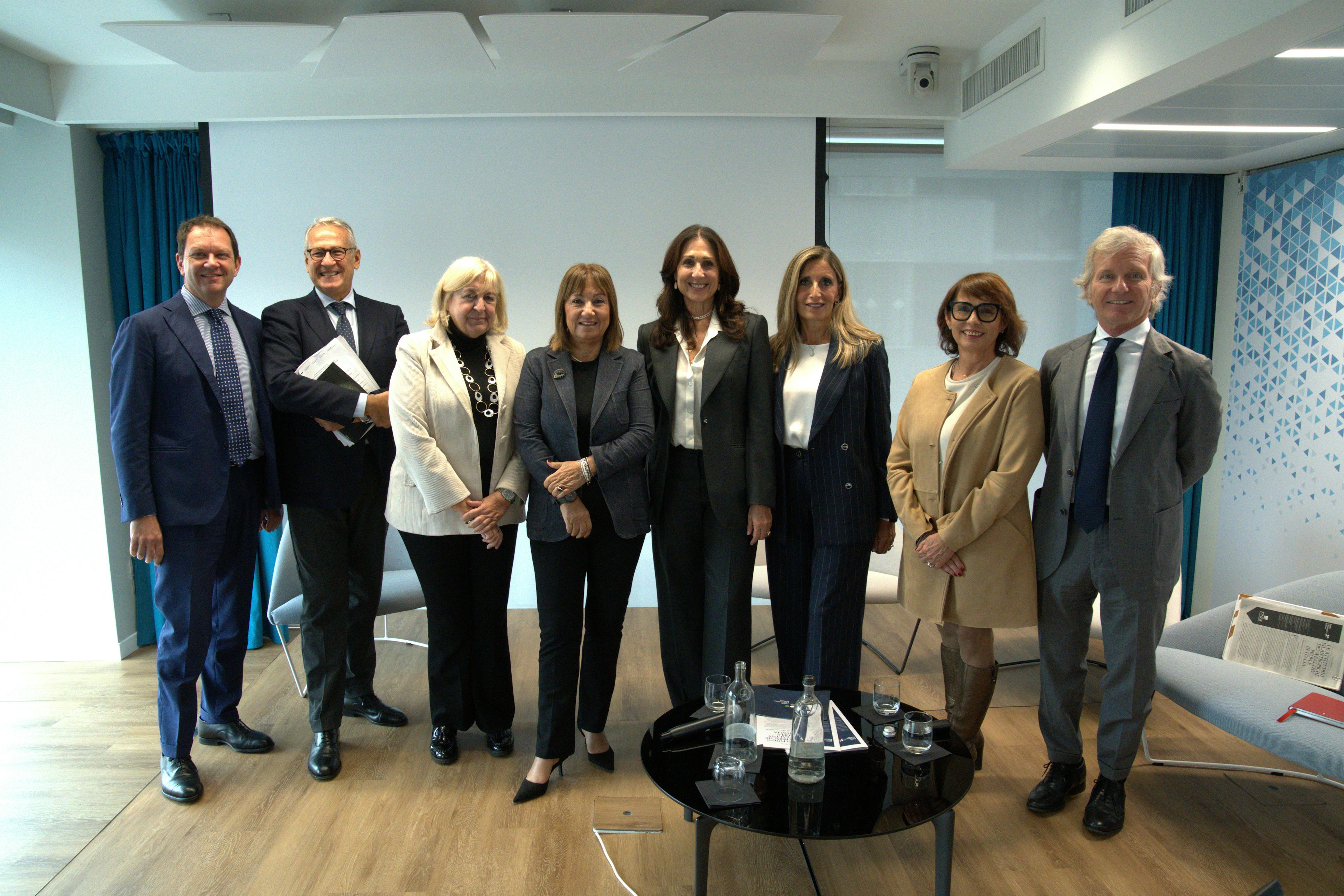 Giovanni Ronca, Marcello Gallo, Antonella Massari, Aida Maisano, Simonetta Schillaci, Cristiana Frulio, Stefania Pedroni, Nicola Ronchetti