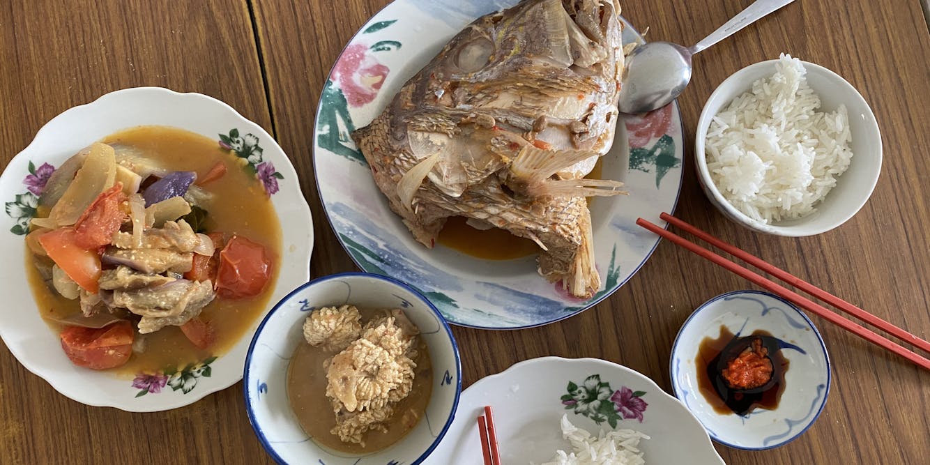 A homecooked meal by grandmother, with Assam fish that turned into three dishes.