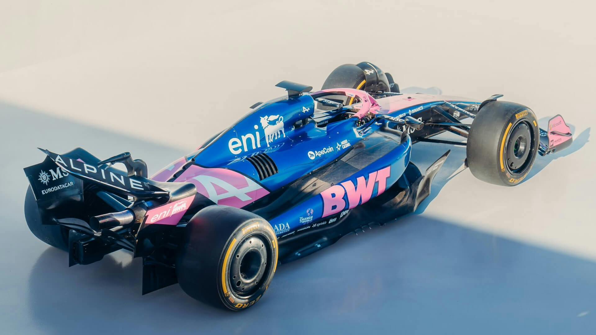 Alpine F1 A525 3:4 rear view 2025 new livery