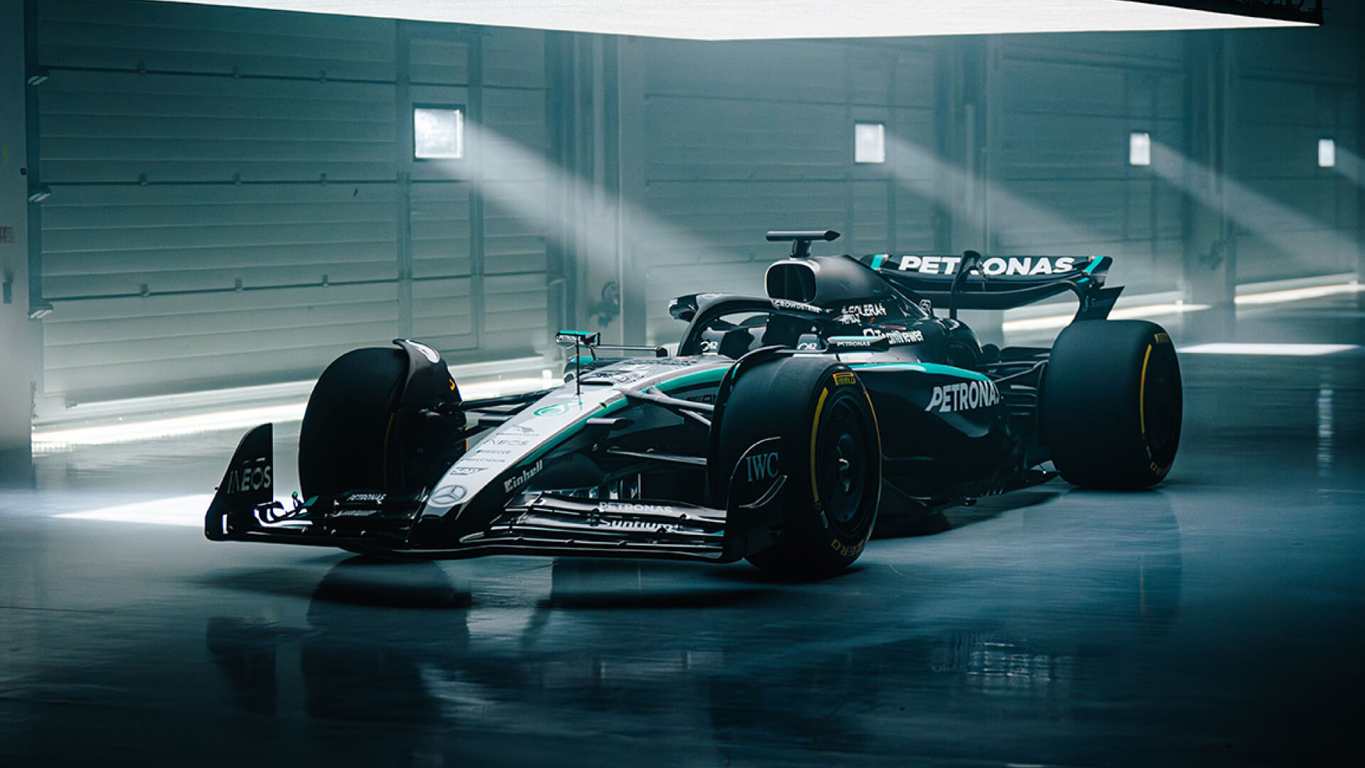 Mercedes F1 W16 3:4 right front view 2025 new livery