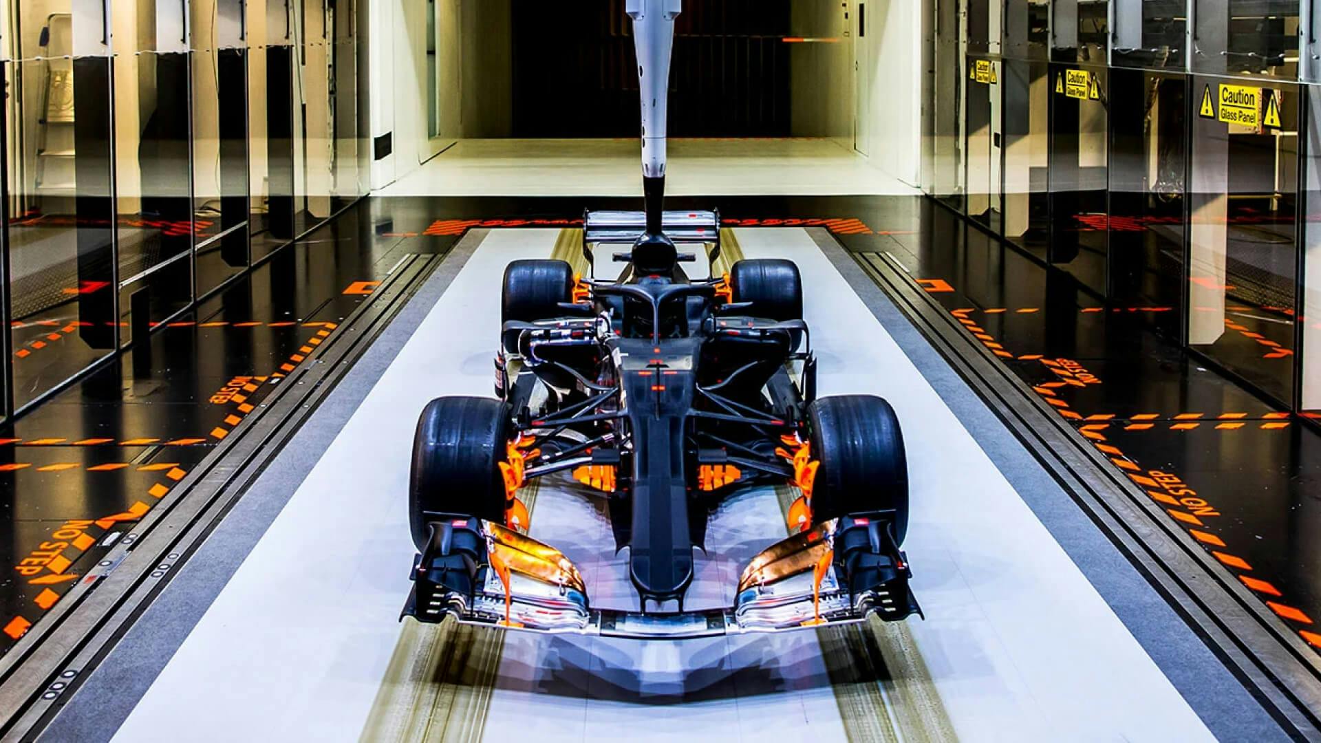 Mercedes Wind Tunnel