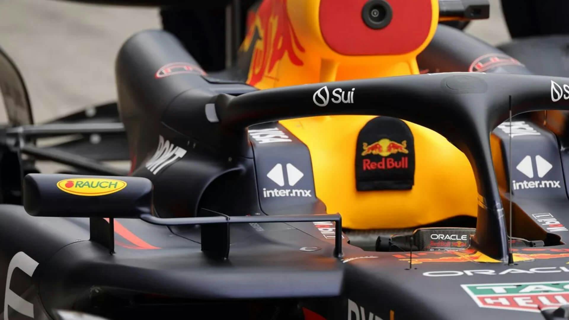 Focus on Red Bull Sidepod and Floor Body