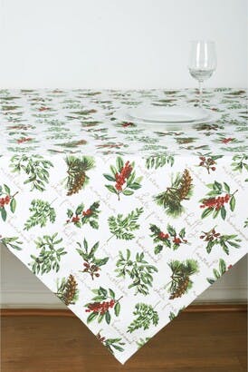 Winter Botanical Table Toppe