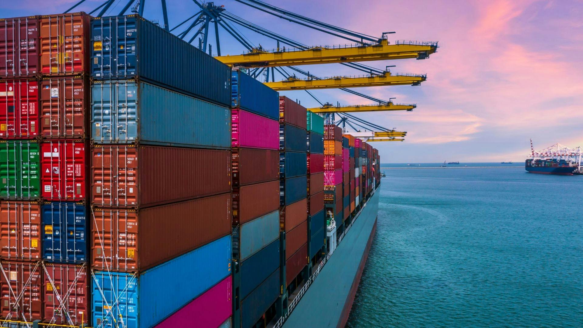 Sea freight for shipping packages.