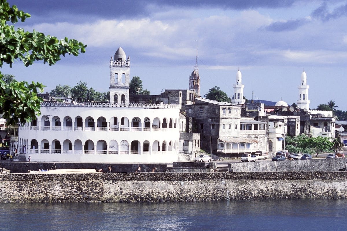 Shipping to Comoros from the US