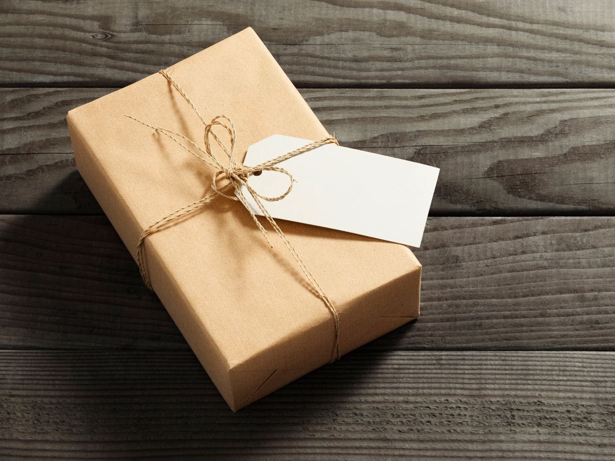 How to get free US address? How can I benefit from Forwardme advantages?