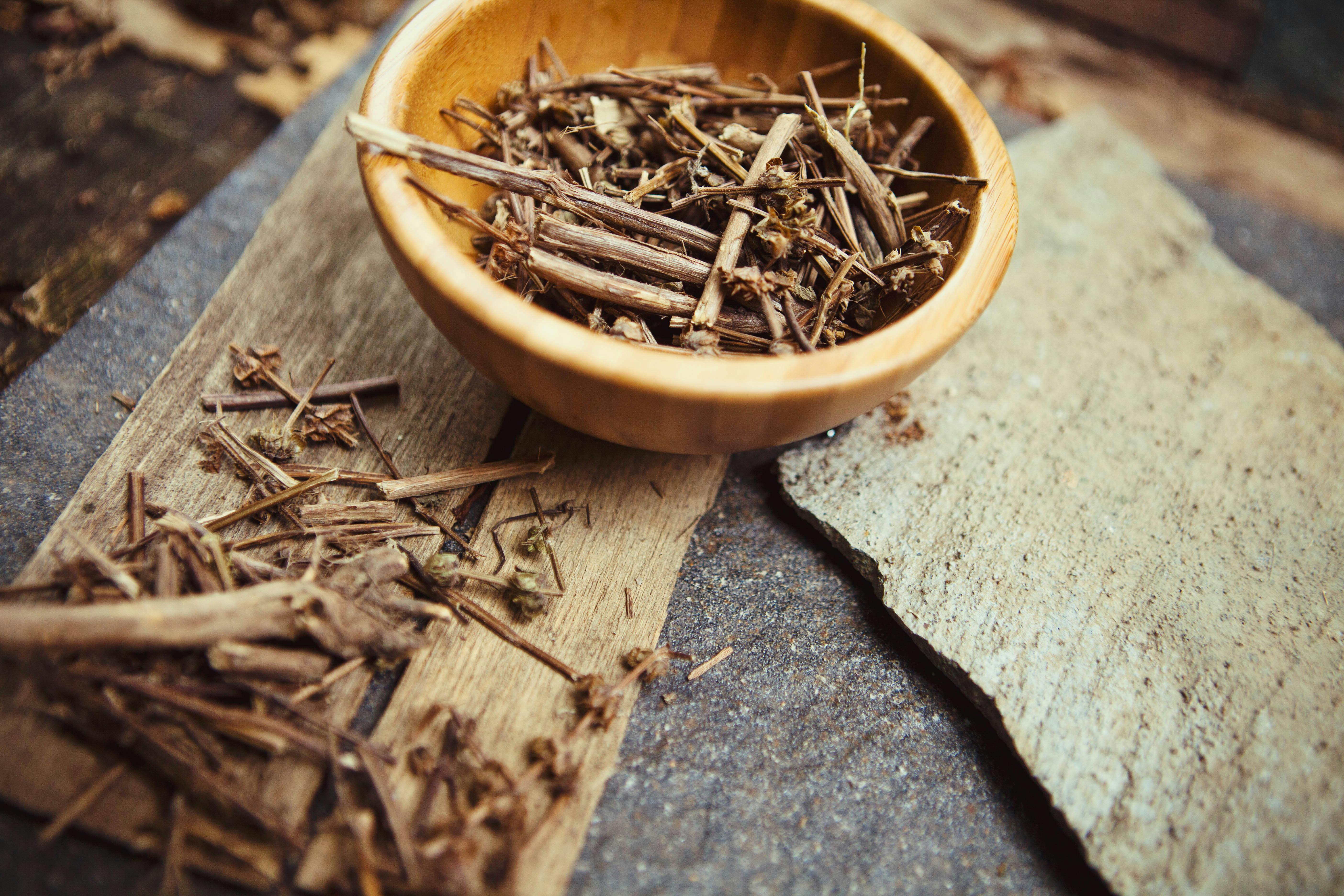 raw Ashwaghanda root