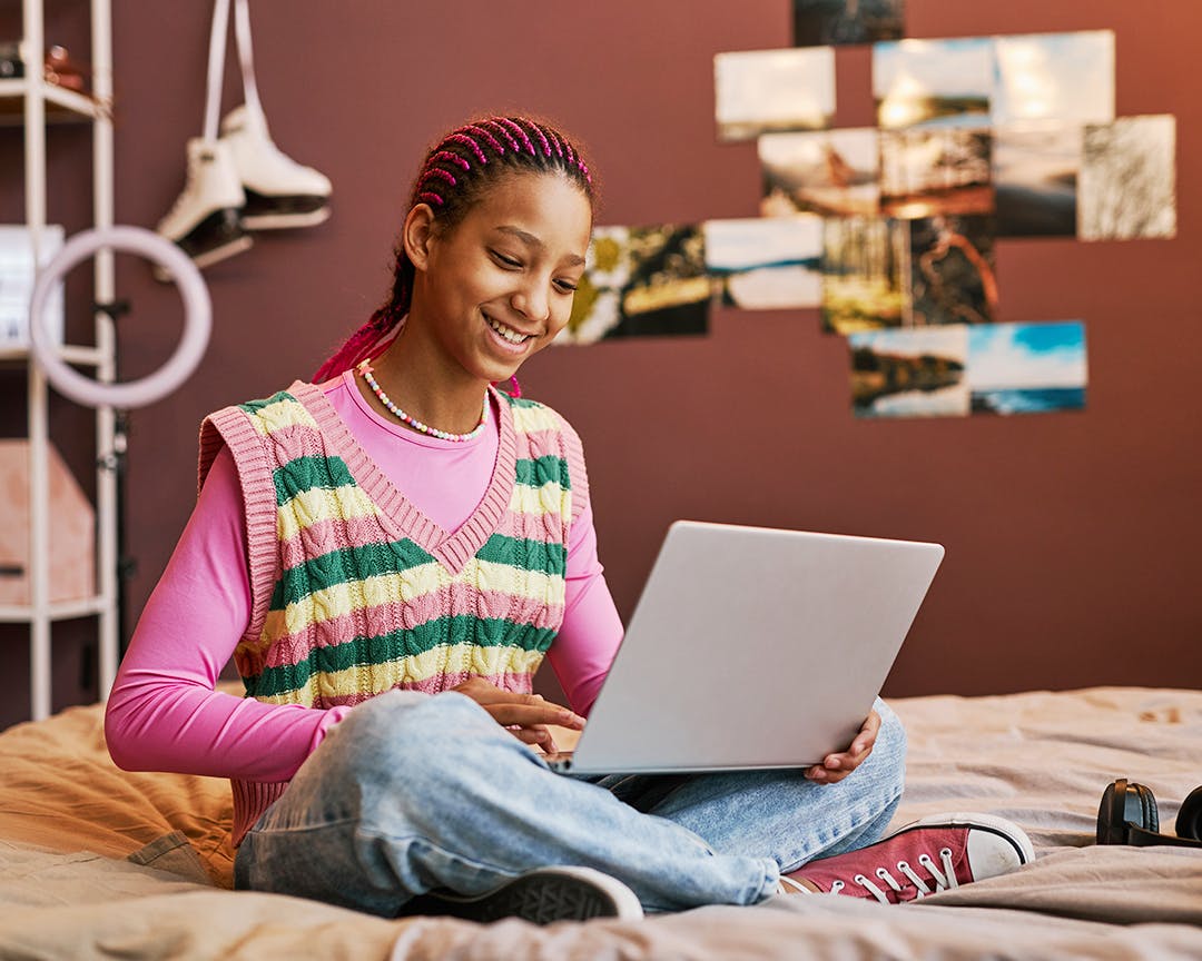 pfizer missing an x teenage girl laptop