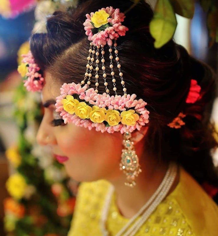 artificial floral jewellery