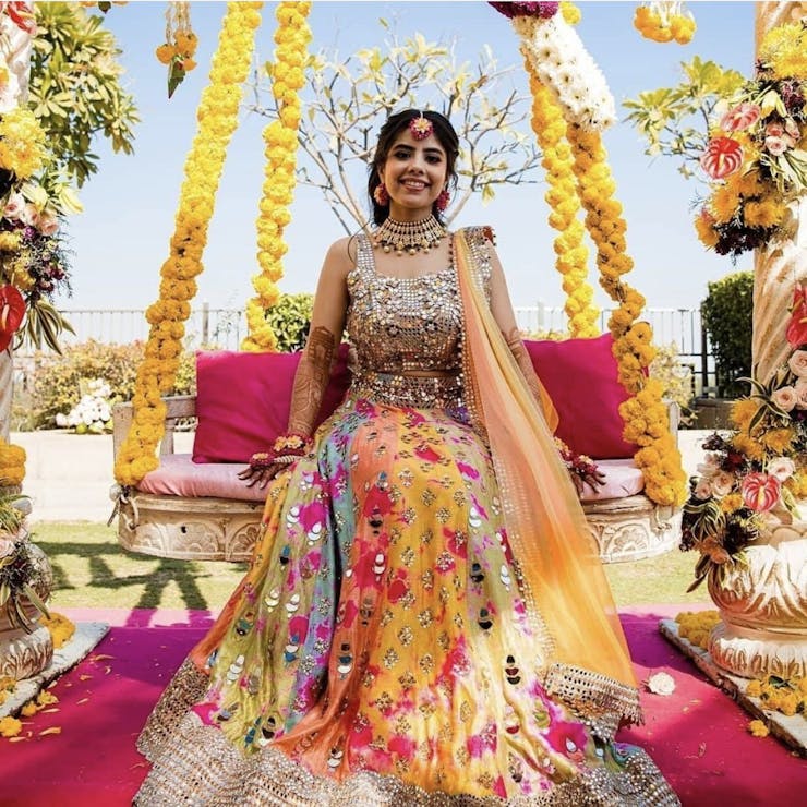 mehendi ceremony dress ideas