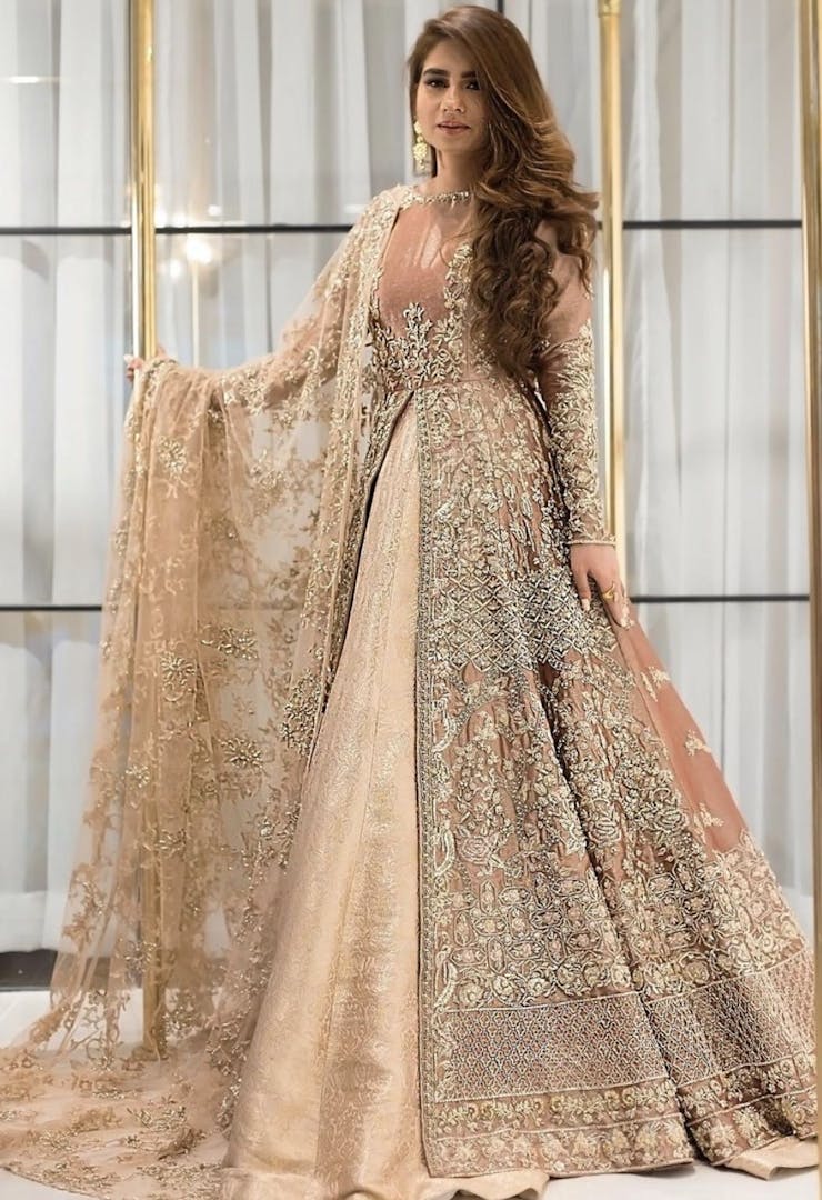 stylish dupatta draping style