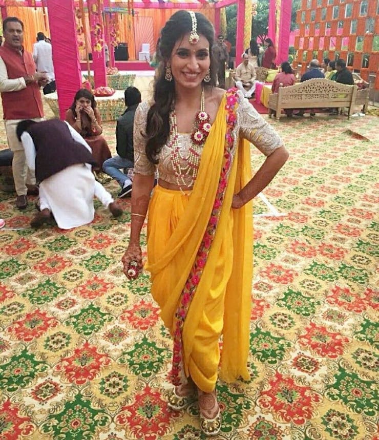 stylish mehndi ceremony dress ideas