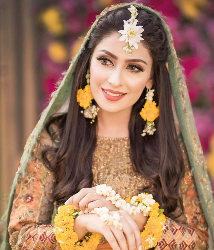 latest floral jewellery for brides