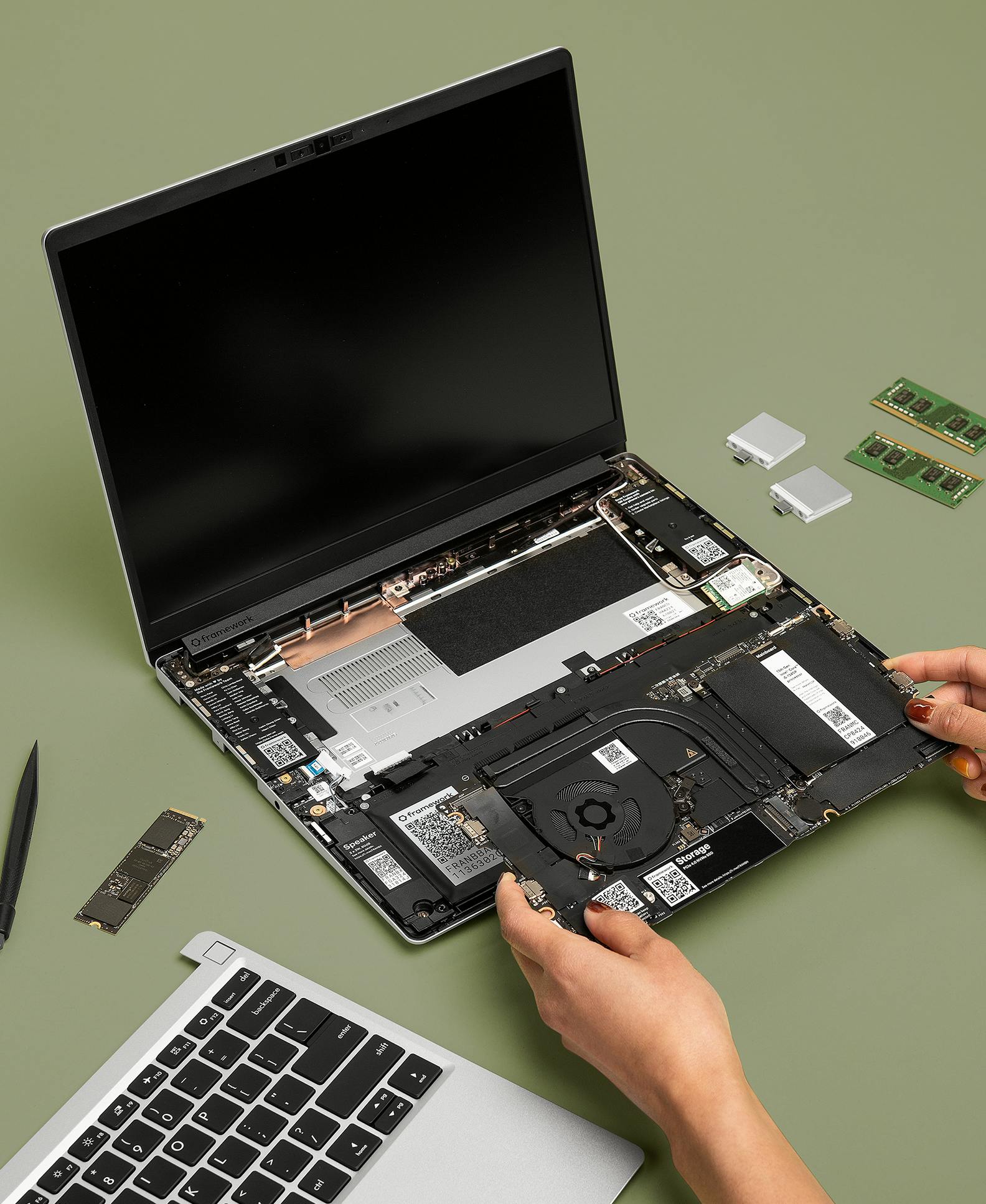 Framework Laptop 13 Review (2023): The Repairable Laptop Gets Even