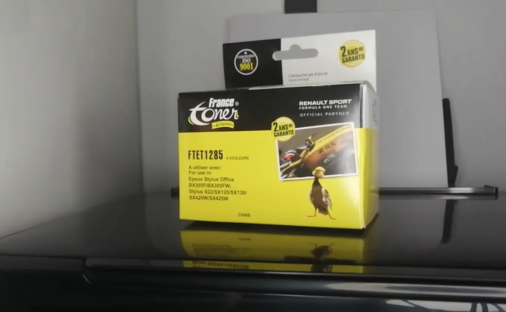 Comment remplacer une cartouche Epson Stylus SX435W avec France Toner ?